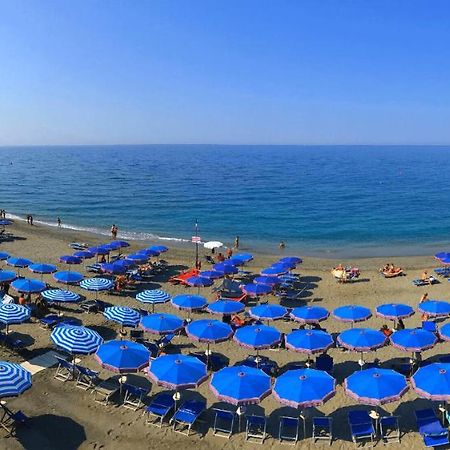 L'Angolo Del Levante -Monolocale Ligure Дейва Марина Екстериор снимка